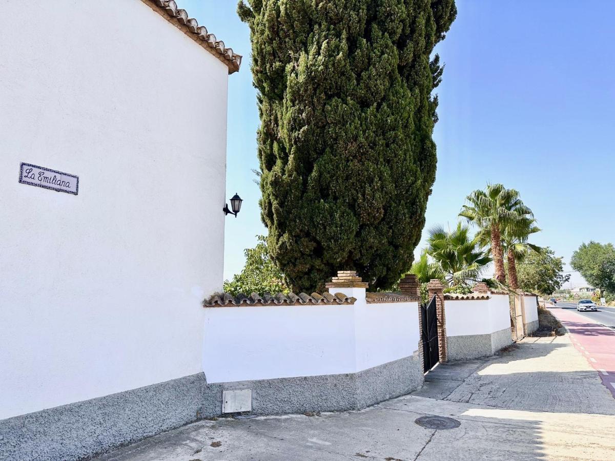 Encantador Cortijo La Emiliana A 5 Minutos Del Centro Churriana de la Vega Esterno foto
